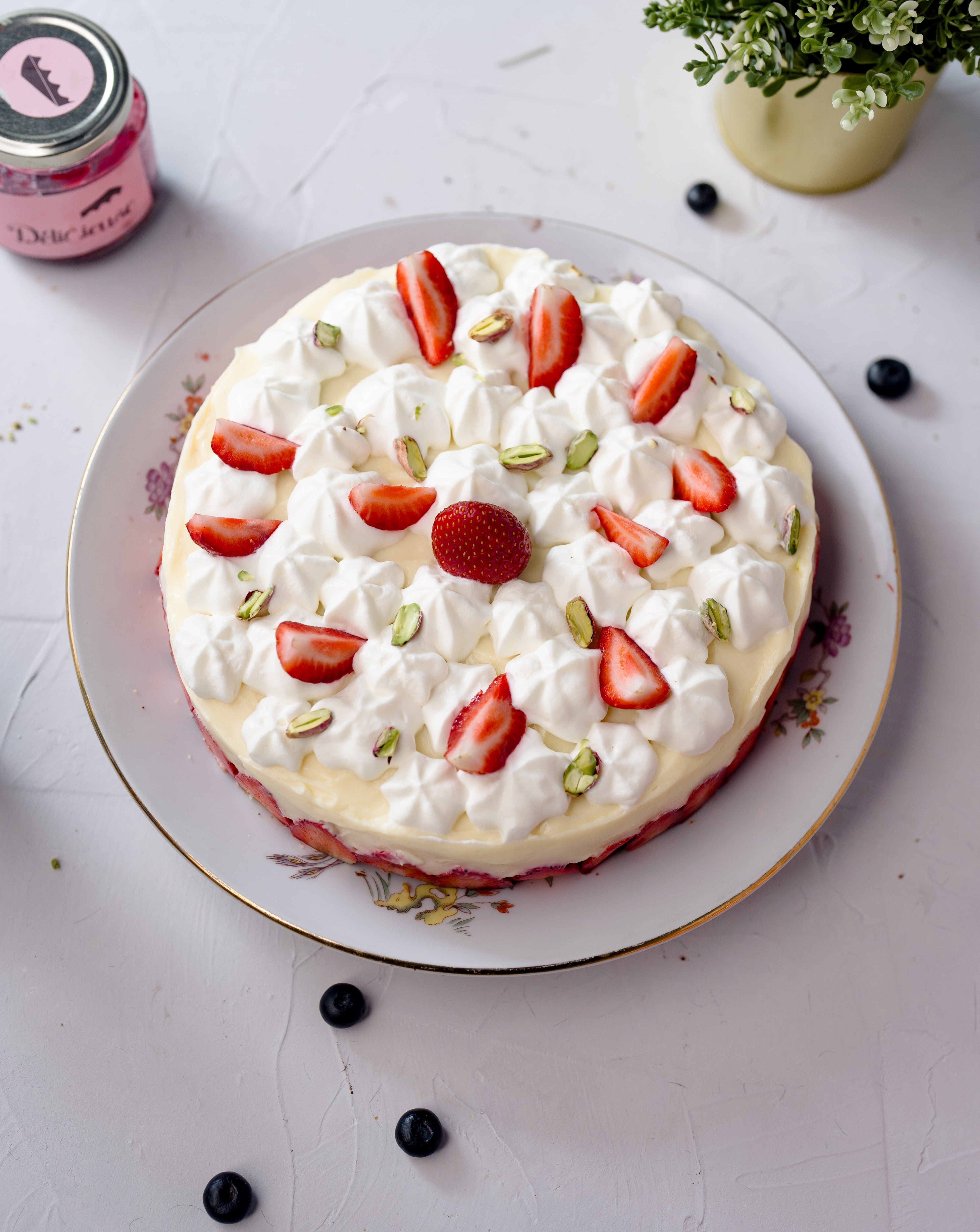 Gourmet Tray Cakes – Elegant Impressions Bakery