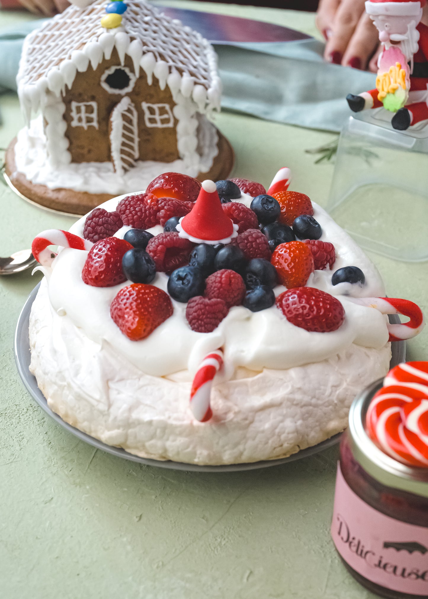 Pavlova with Berries